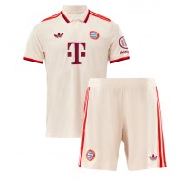 Maglia Calcio Bayern Munich Aleksandar Pavlovic #45 Terza Divisa Bambino 2024-25 Manica Corta (+ pantaloncini)